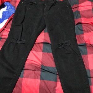 Maurices jeggings ripped jeans